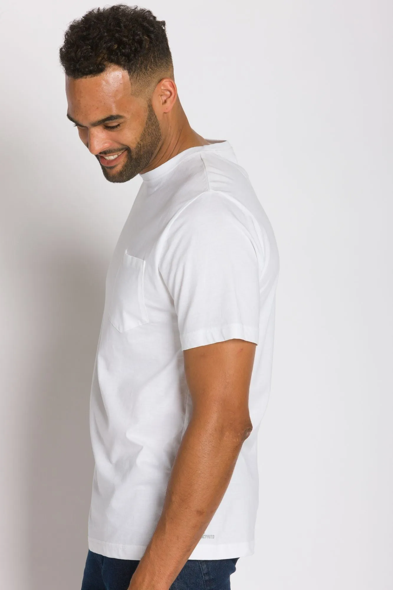 Bradley | Men's Anti-Stain Crew Neck Pocket Tee