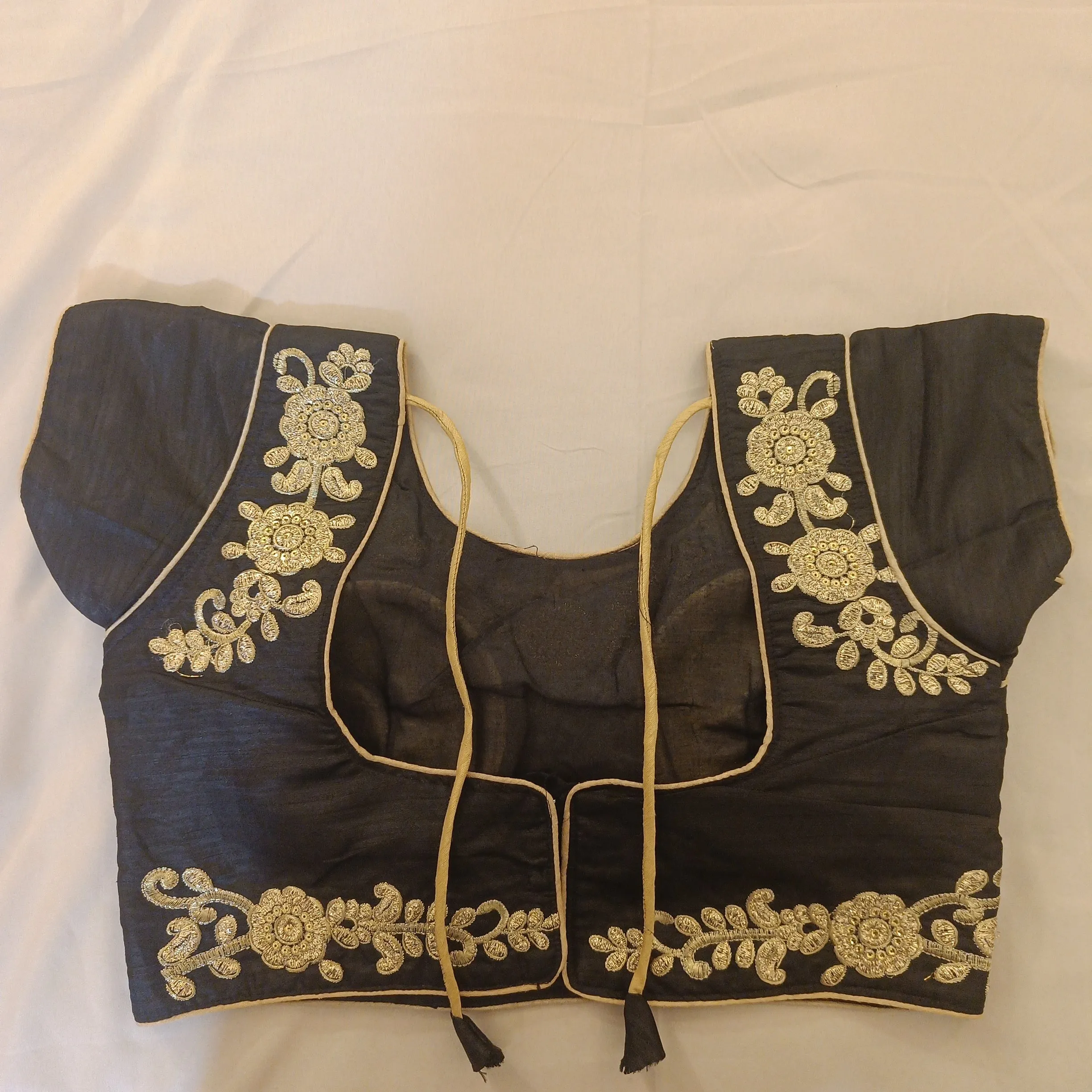 Gorgeous Black Color Ready To Wear Designer Blouse With Zari And Embroidery Work